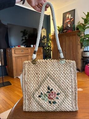 Woven Straw Floral Embroidered Top-Handle Bag - Cream